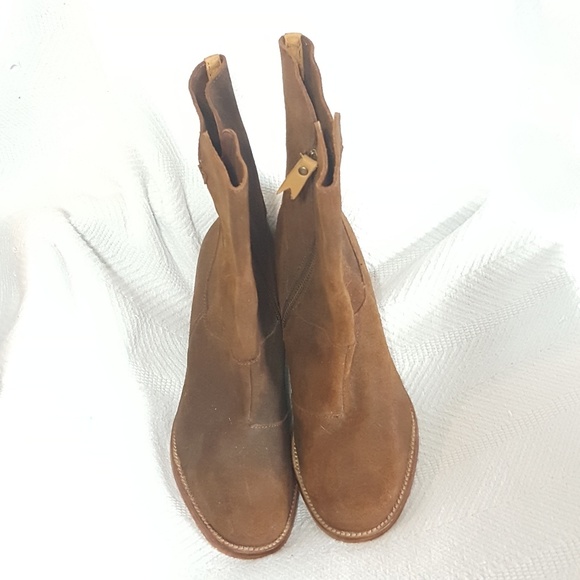 J. SHOES ANTHROPOLOGIE Brown Suede Leather Boots - Picture 8 of 8